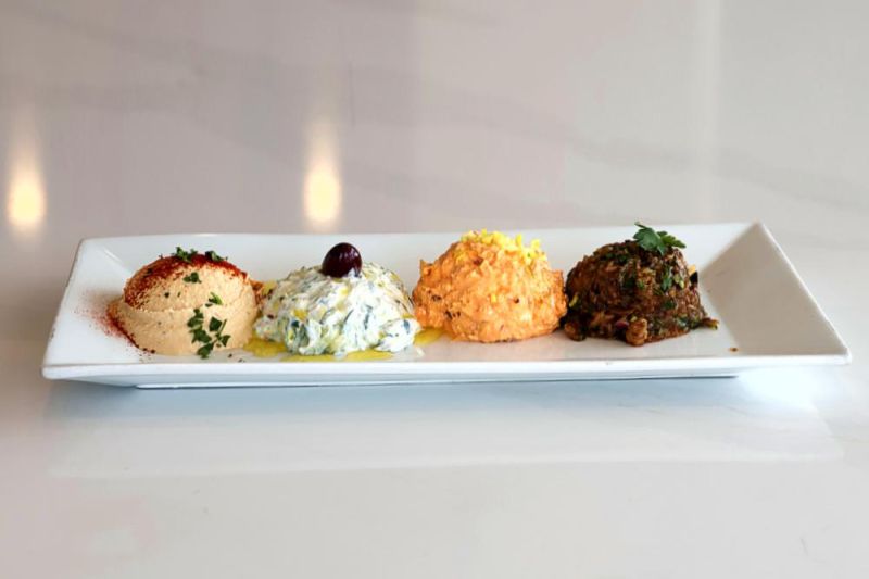 saltses mini humes tzatziki